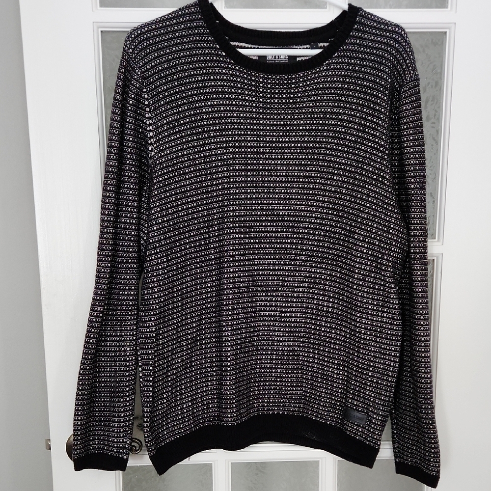 ONLY & SONS Men's Black and White Patterned Crewneck Sweater